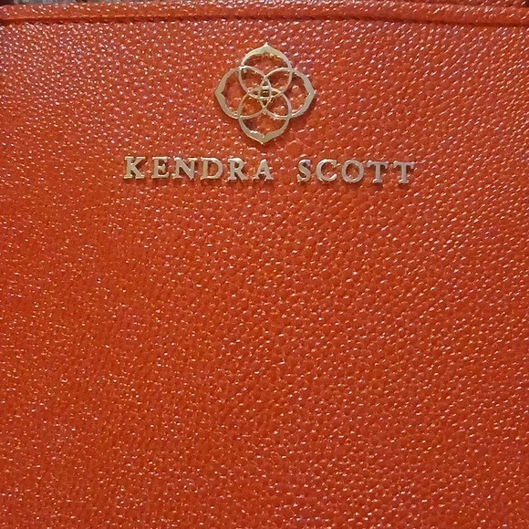 Kendra Scott Red Pebble Leather Jewelry Travel Case - Picture 2 of 16